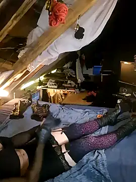 Xenia-Cosmo online show from 01-05-25, 02:38