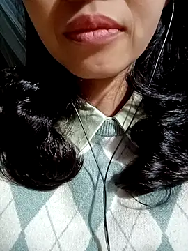 Hana love20 online show from 11-19-25, 06:02