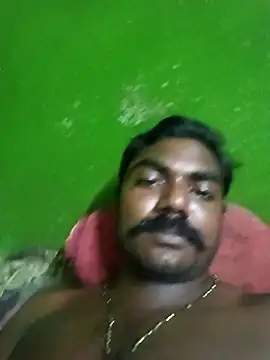 Snapshot of TamizhanKishwin7 chatting on 10-18-25, 08:42 TamizhanKishwin7 online show from 10-18-25, 08:42