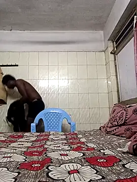 Snapshot of TamizhanKishwin7 chatting on 10-21-25, 11:27 TamizhanKishwin7 online show from 10-21-25, 11:27