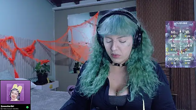 Snapshot of Eli666uwu chatting on 10-24-25, 04:53 Eli666uwu online show from 10-24-25, 04:53