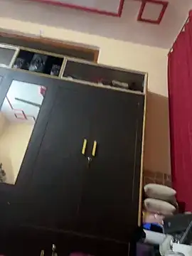 mrtoy121 online show from 12-25-24, 05:37