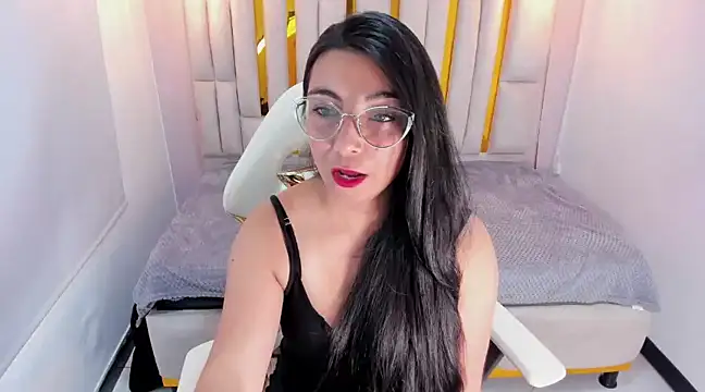 Karla hernandez  online show from 03-07-25, 02:12