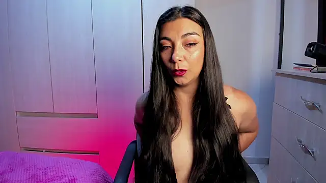 Karla hernandez  online show from 04-08-26, 10:37