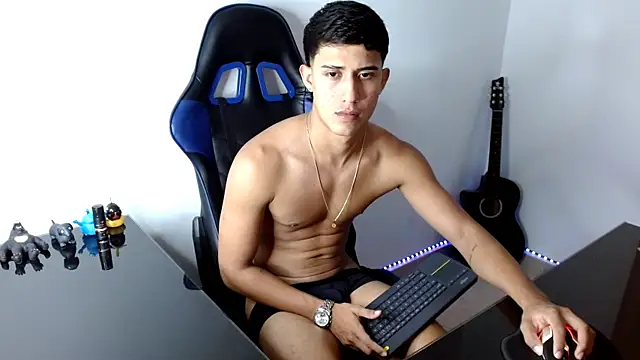 Snapshot of Juan_da01 chatting on 12-10-24, 01:32 Juan da01 online show from 12-10-24, 01:32