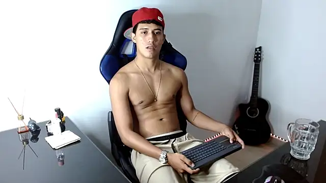 Snapshot of Juan_da01 chatting on 01-19-25, 06:31 Juan da01 online show from 01-19-25, 06:31