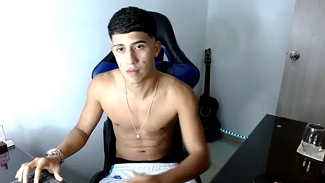 Snapshot of Juan_da01 chatting on 02-22-25, 12:38 Juan da01 online show from 02-22-25, 12:38