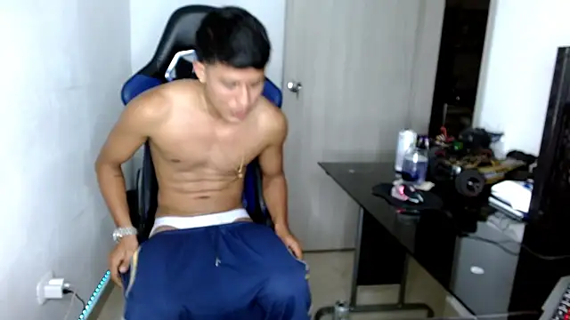 Snapshot of Juan_da01 chatting on 02-26-25, 01:21 Juan da01 online show from 02-26-25, 01:21