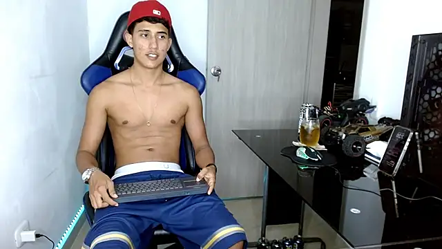 Snapshot of Juan_da01 chatting on 03-05-25, 12:27 Juan da01 online show from 03-05-25, 12:27