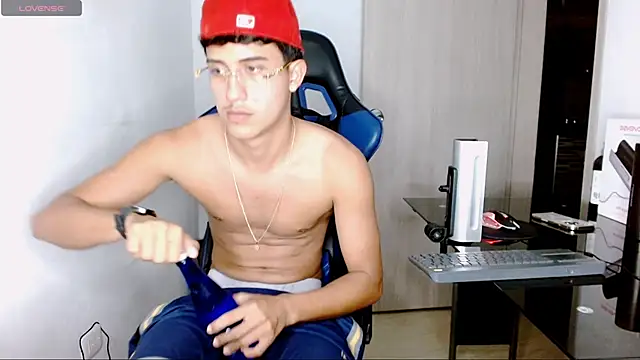 Snapshot of Juan_da01 chatting on 09-08-25, 11:26 Juan da01 online show from 09-08-25, 11:26