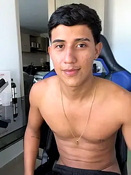 Snapshot of Juan_da01 chatting on 09-28-25, 10:04 Juan da01 online show from 09-28-25, 10:04