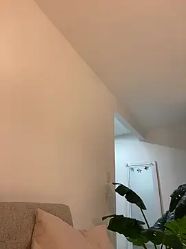 Snapshot of montmariana chatting on 01-23-25, 03:58 montmariana online show from 01-23-25, 03:58