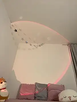 Snapshot of montmariana chatting on 02-24-25, 12:09 montmariana online show from 02-24-25, 12:09