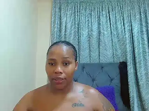 curvycloe1 online show from 02-03-25, 08:13