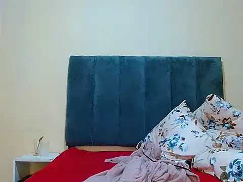 curvycloe1 online show from 11-28-25, 03:20