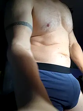 Snapshot of Sports-beast chatting on 10-27-25, 11:31 Sports-beast online show from 10-27-25, 11:31