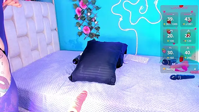 Im foxy01 online show from 11-11-25, 03:28