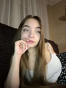 Snapshot of BarbaraFantasy chatting on 10-15-25, 09:26 BarbaraFantasy online show from 10-15-25, 09:26