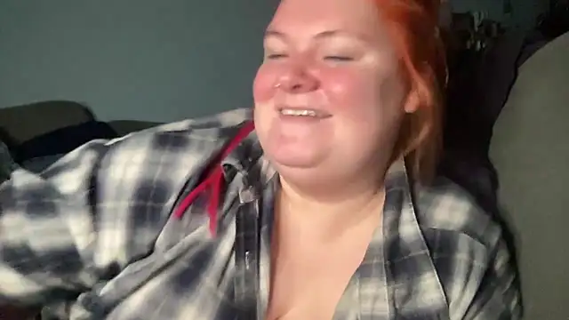 Snapshot of bbw_olive_peach chatting on 02-13-25, 05:16 bbw olive peach online show from 02-13-25, 05:16