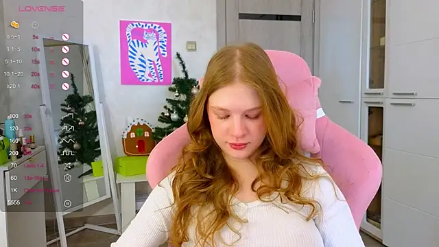 Snapshot of TrissMerigold9 chatting on 01-13-26, 07:46 TrissMerigold9 online show from 01-13-26, 07:46