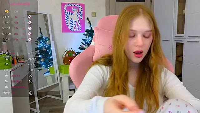 Snapshot of TrissMerigold9 chatting on 01-13-26, 09:20 TrissMerigold9 online show from 01-13-26, 09:20