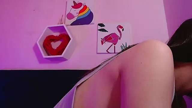 AnnaliOlsenX online show from 12-19-24, 10:13