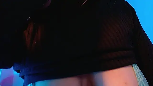 AnnaliOlsenX online show from 12-30-24, 08:25