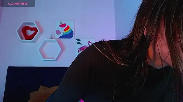 AnnaliOlsenX online show from 01-07-25, 04:27