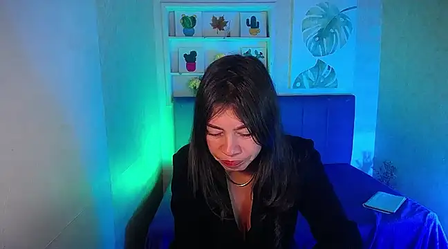 AnnaliOlsenX online show from 02-23-25, 09:11