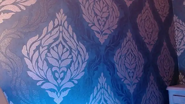 AnnaliOlsenX online show from 10-25-25, 03:25