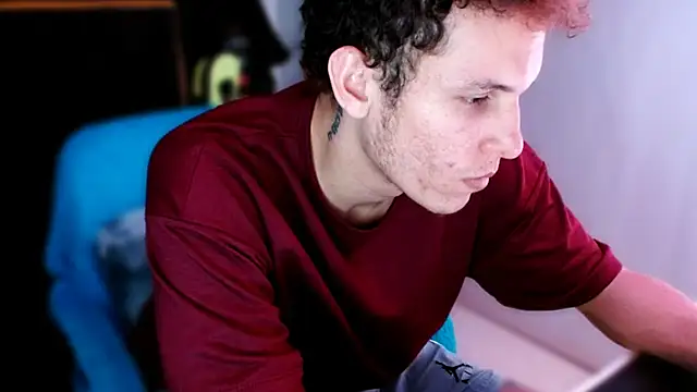 deividcloud36 online show from 11-09-25, 04:44