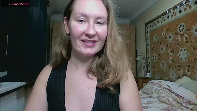 AnnaXLovers online show from 11-10-25, 11:31