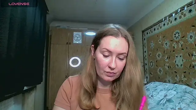 AnnaXLovers online show from 02-17-26, 02:02