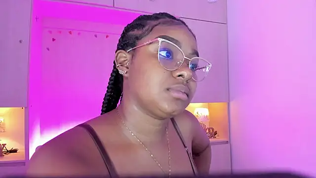 tamaraa smiith online show from 10-11-25, 07:34