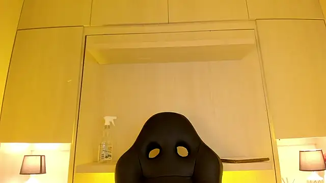 tamaraa smiith online show from 11-14-25, 07:56