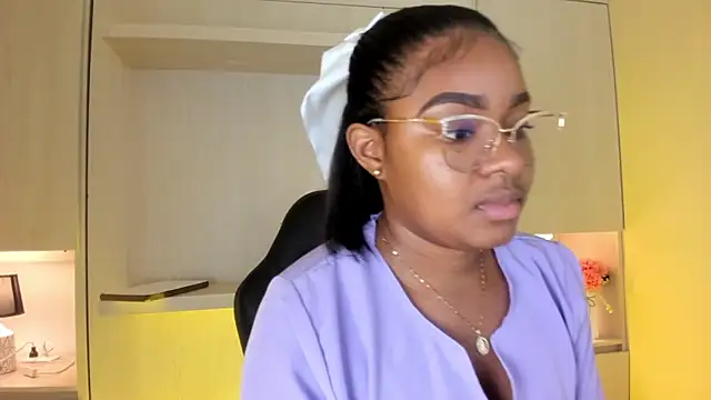 tamaraa smiith online show from 11-24-25, 08:08