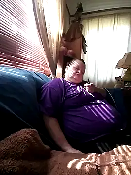 Snapshot of Bayou_Woman68 chatting on 11-18-25, 06:23 Bayou Woman68 online show from 11-18-25, 06:23