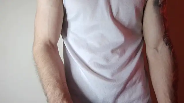 Snapshot of Kenner_fox77 chatting on 03-22-25, 01:30 Kenner fox77 online show from 03-22-25, 01:30