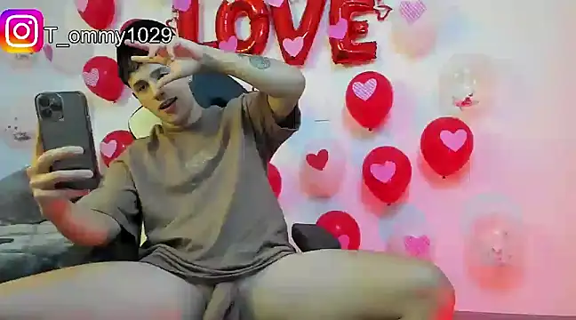 Snapshot of Tommy_Jos chatting on 02-12-25, 11:51 Tommy Jos online show from 02-12-25, 11:51