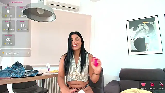 Arya 33 online show from 10-10-25, 09:08