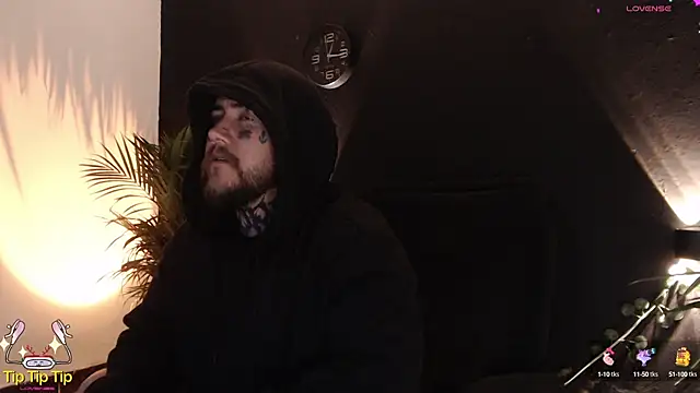 Snapshot of Ash_gusbig chatting on 01-15-25, 02:17 Ash gusbig online show from 01-15-25, 02:17