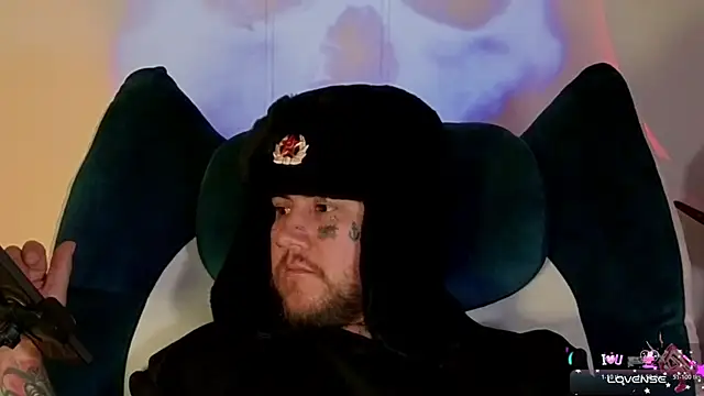 Snapshot of Ash_gusbig chatting on 11-07-25, 03:28 Ash gusbig online show from 11-07-25, 03:28