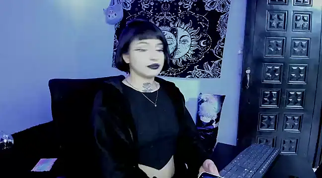 Snapshot of Venushexivu616 chatting on 01-26-25, 07:53 Venushexivu616 online show from 01-26-25, 07:53