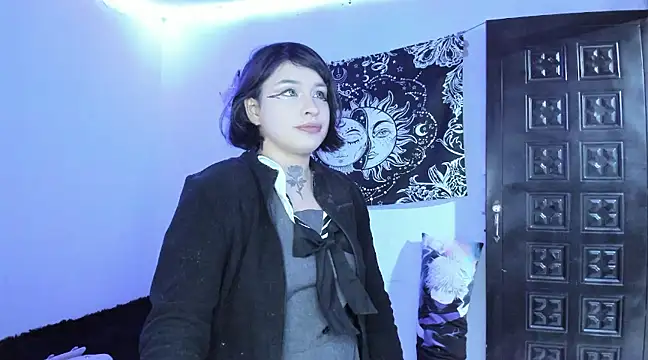 Snapshot of Venushexivu616 chatting on 03-19-25, 02:16 Venushexivu616 online show from 03-19-25, 02:16