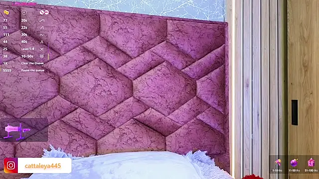 cattaleya    online show from 03-15-25, 11:06