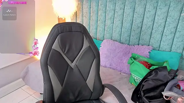 cattaleya    online show from 09-09-25, 03:06