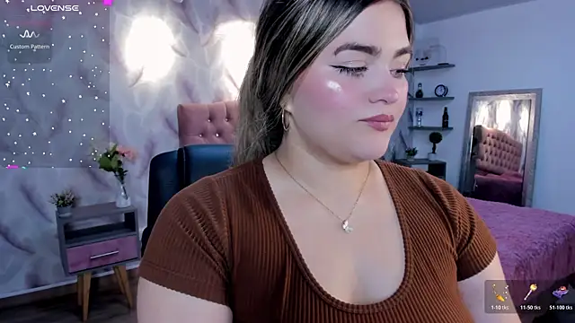 cattaleya    online show from 11-16-25, 03:12