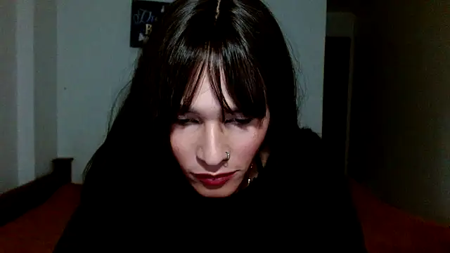 carolinemiller7 online show from 01-14-25, 07:48
