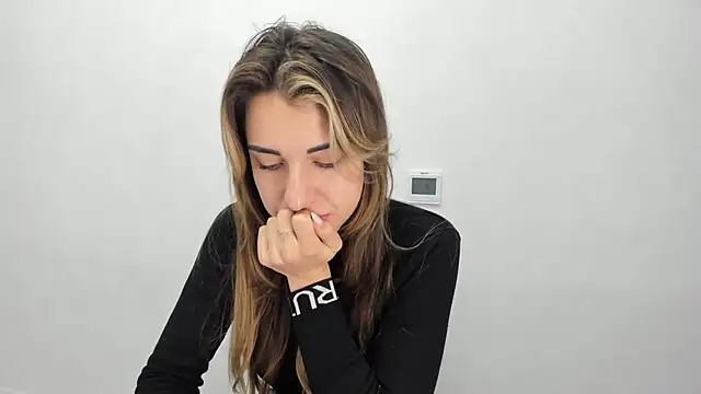 Summmmersky online show from 01-25-25, 08:21