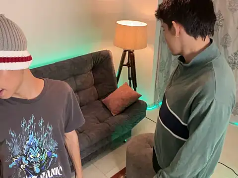 MyLatinHotBoys online show from 12-26-24, 11:35